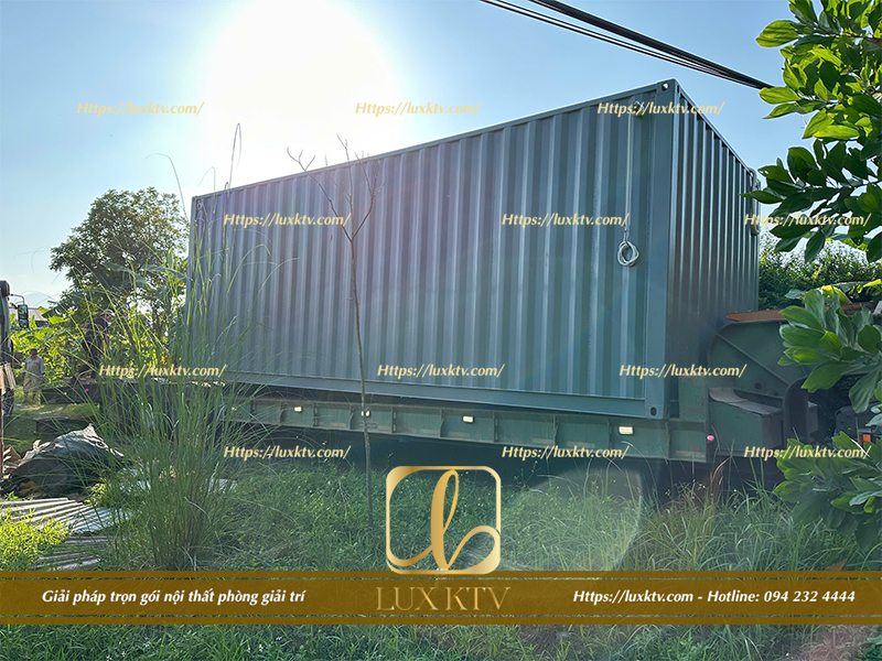 mau-phong-karaoke-container-28m2